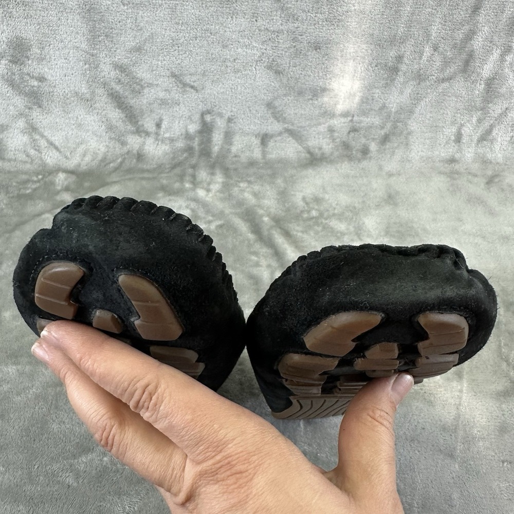 UGG Moccasin Women's 9 Black Slippers Driving Shoes - Picture 8 of 11